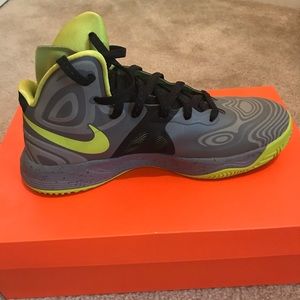 👟MEN’s Nike Hyperfuse Supreme